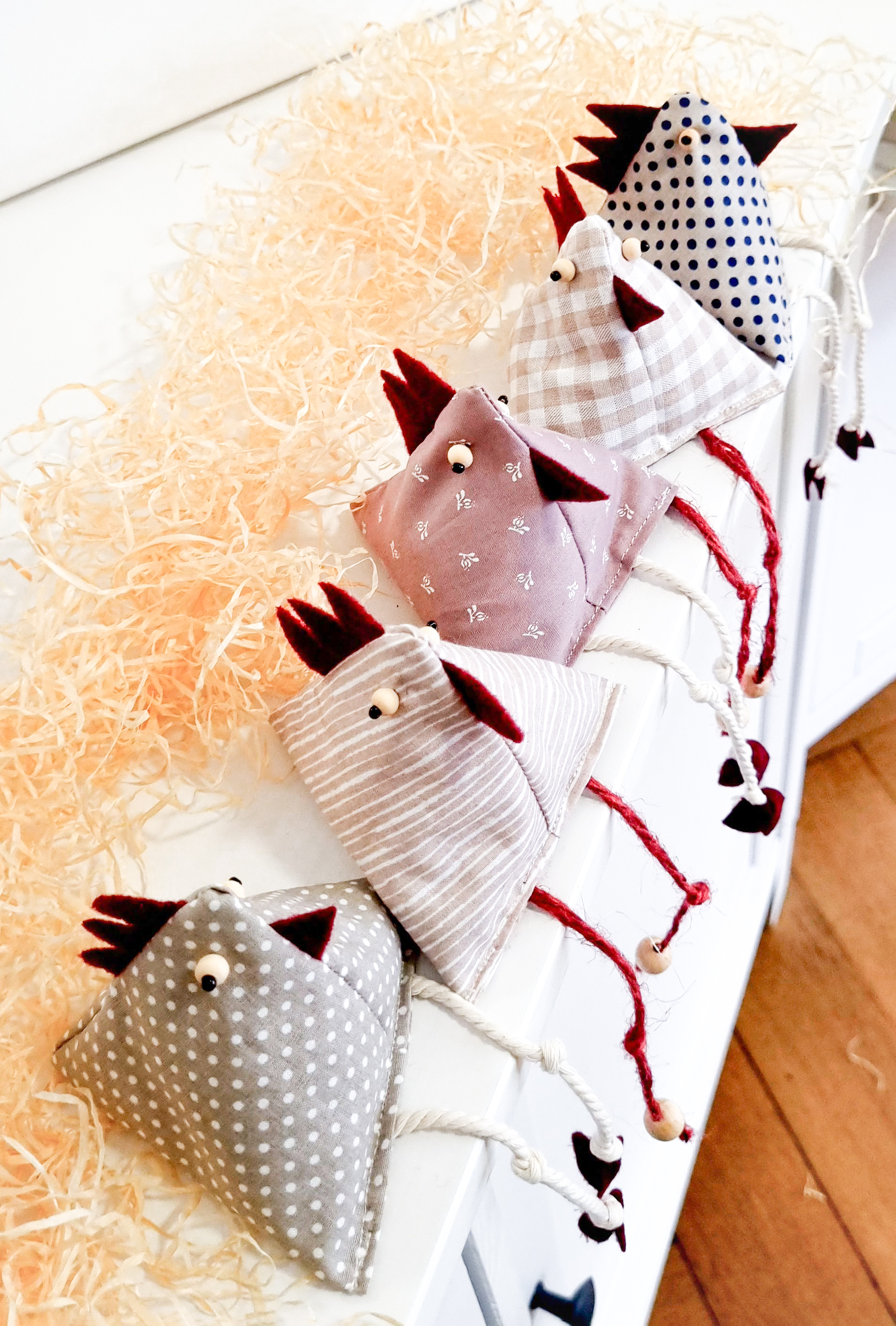 Décoration de Pâques « poule » : set de 5